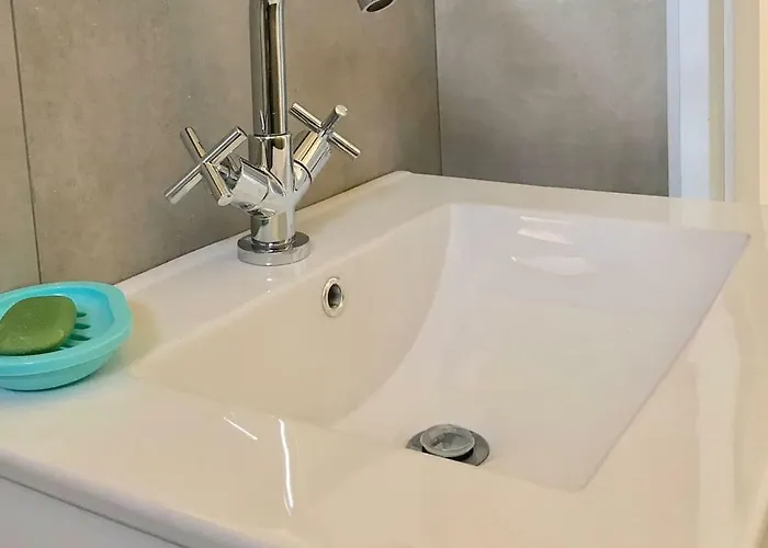 Amazing Panoramic View In Caparica Appartamento